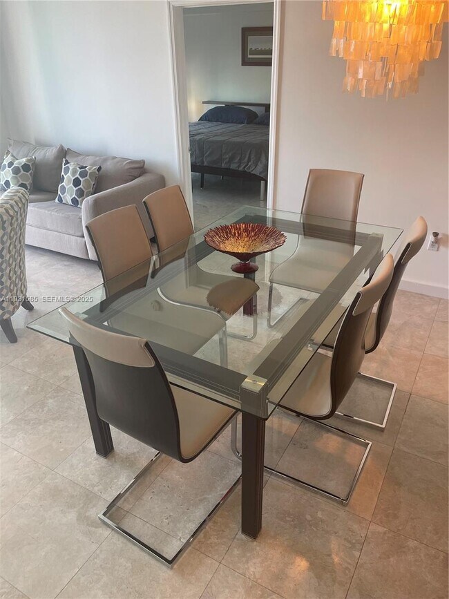 Building Photo - 500 Brickell Ave