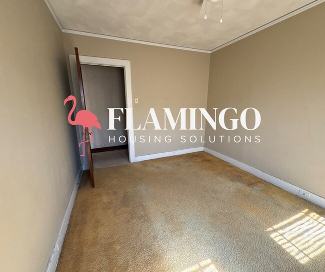 Building Photo - “Massive 8-Bedroom Home in Dayton – Rare Multi-Level Living Space”