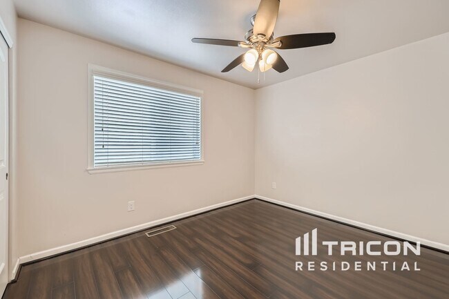 Building Photo - 15577 East 115th Place