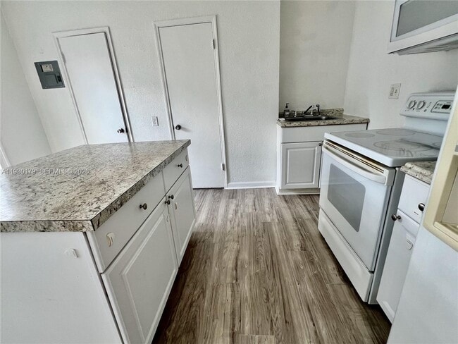 Building Photo - 2018 Jackson St