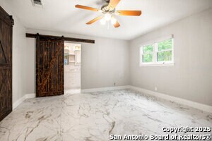 Building Photo - 229 Doeskin Dr