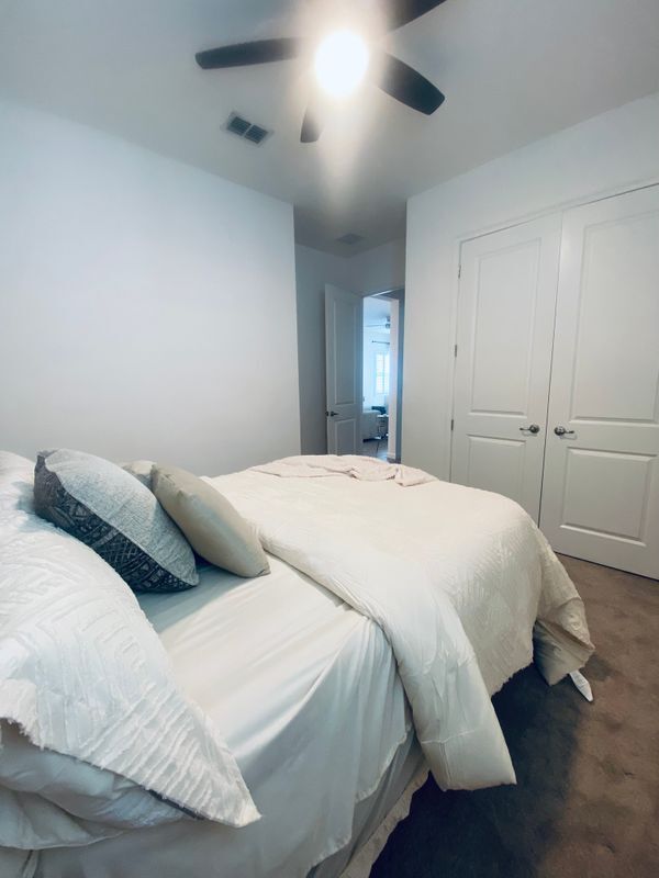 Building Photo - 724 Winterside Dr