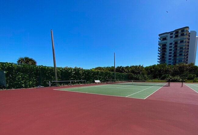 Building Photo - 3200 N Hwy A1A