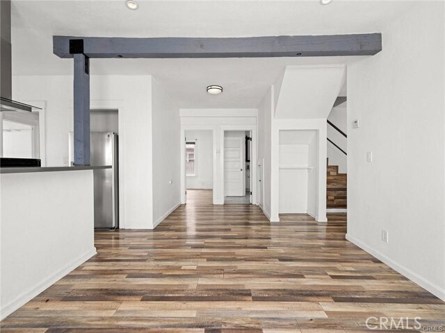 Building Photo - 757 N Loma Vista Dr