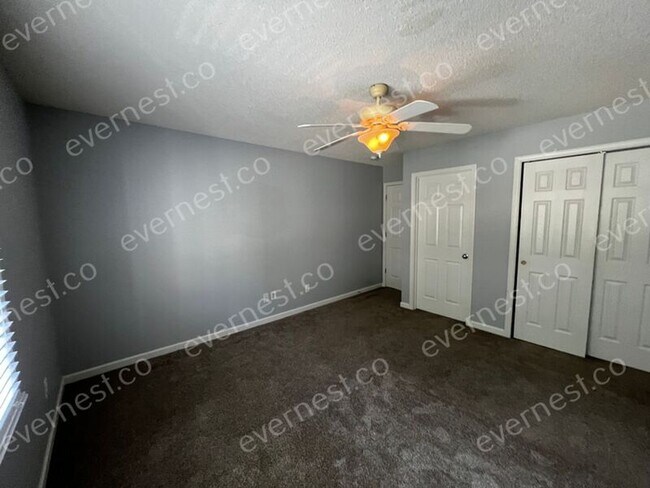 Building Photo - 5212 Falling Creek Ln