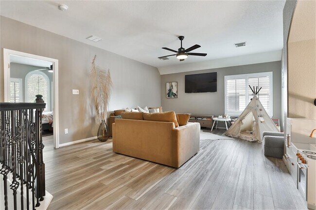 Building Photo - 3231 Oak Bough