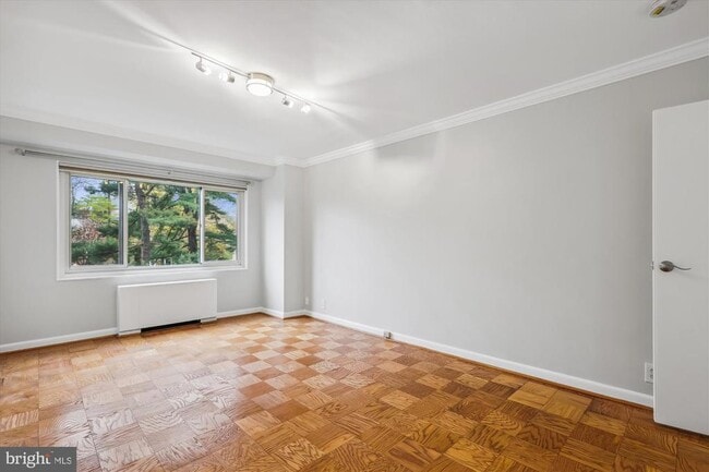 Building Photo - 4201 Cathedral Ave NW