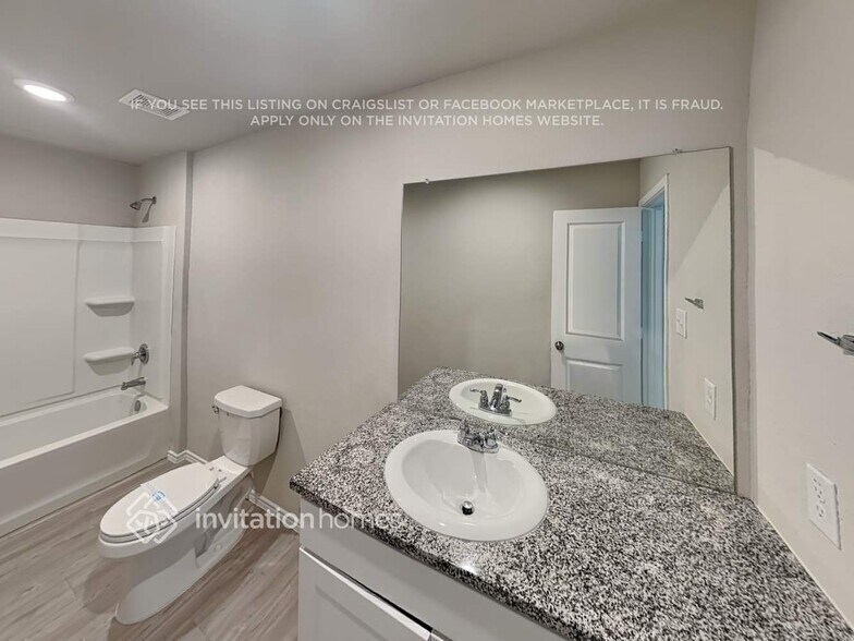 Building Photo - 5710 Verracio Ct