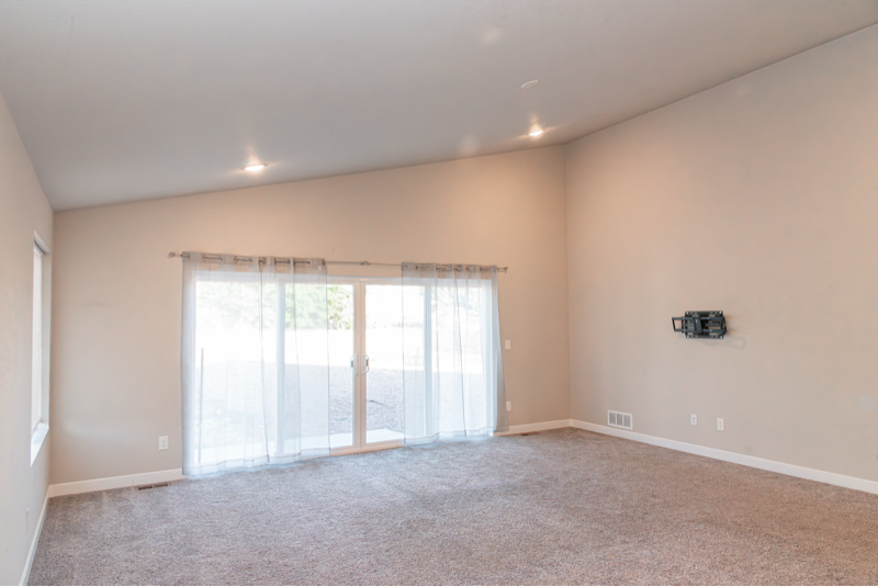 Building Photo - 970 S Knox Dr