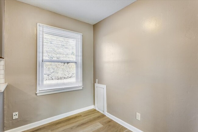 Building Photo - Cozy Single Family home in Southeast Wichita