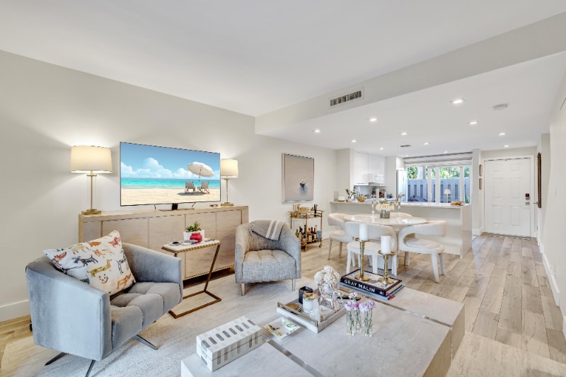 Primary Photo - 1991 NE 15th Ave