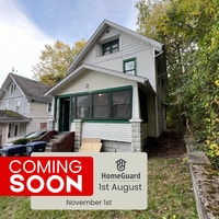 Building Photo - 712 Roselle Ave