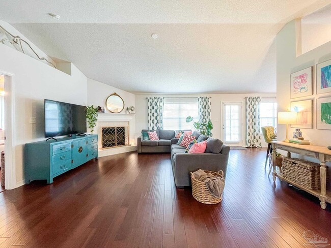 Building Photo - 1216 Benning Pl