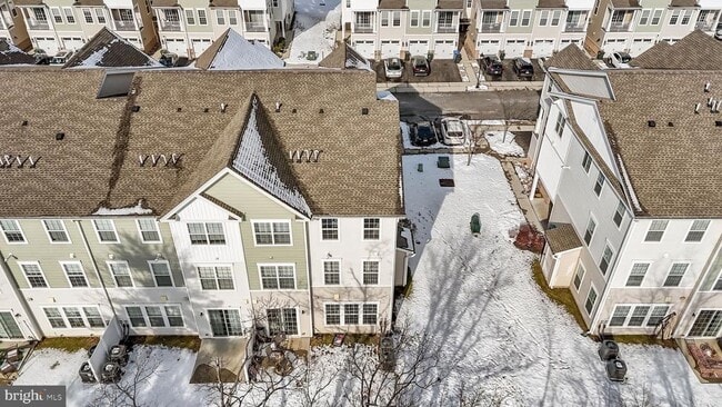 Building Photo - 228 Park Ln