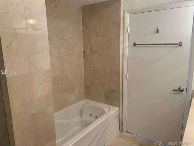 Building Photo - 6365 Collins Ave