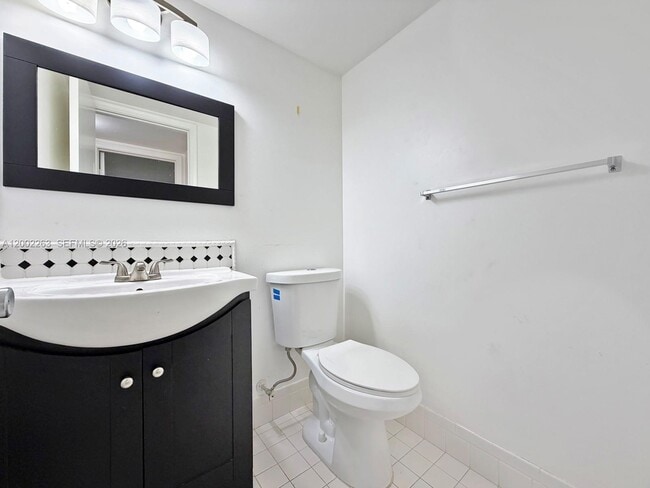 Building Photo - 251 SW 134th Way