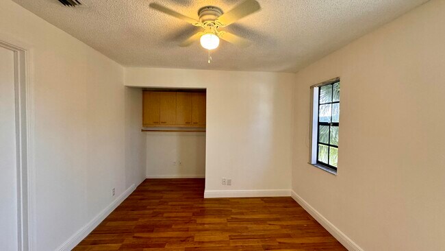 Building Photo - 1746 Harborside Cir