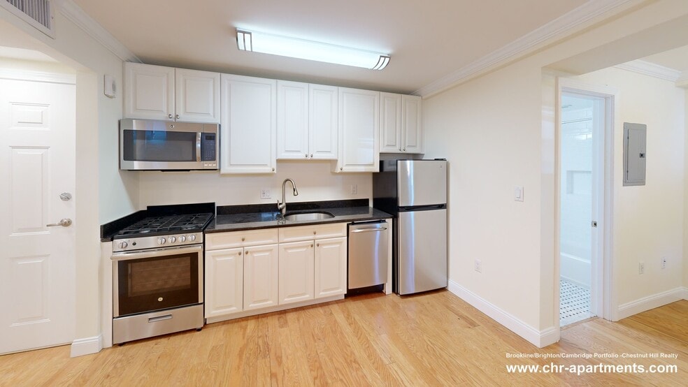 Building Photo - 3 Langdon St