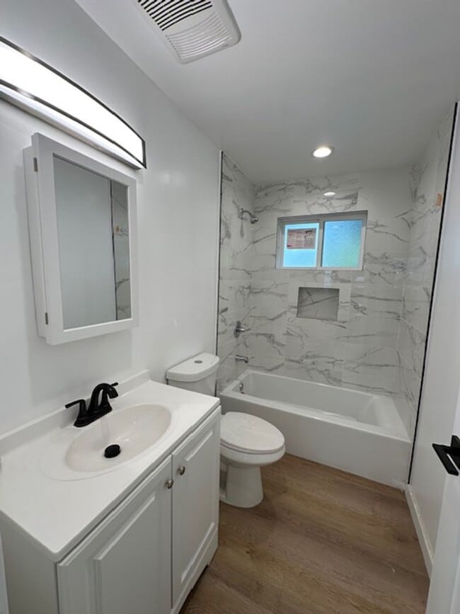 Building Photo - Brand new 2-bedroom 2-bathroom designed fo...
