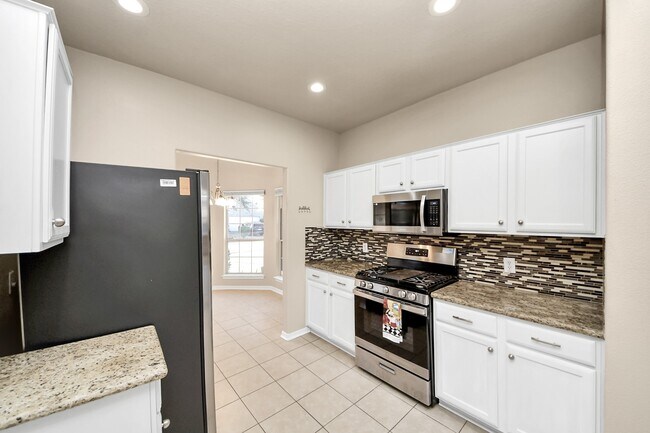 Building Photo - 19438 Juniper Vale Cir