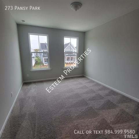 Building Photo - 273 Pansy Pk