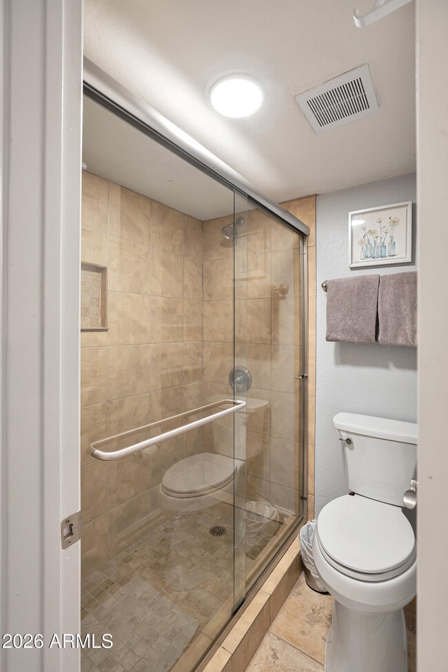 Building Photo - 3825 E Camelback Rd