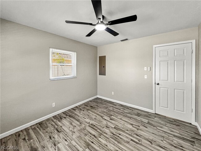 Building Photo - 18660 Miami Blvd