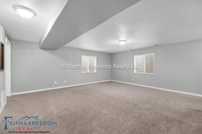 Building Photo - 8354 Freestar Way