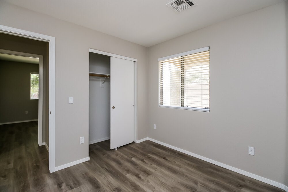 Building Photo - 1741 W Desert Mountain Dr