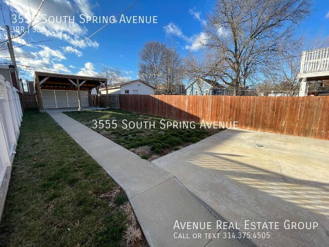 Building Photo - 3555 S Spring Ave