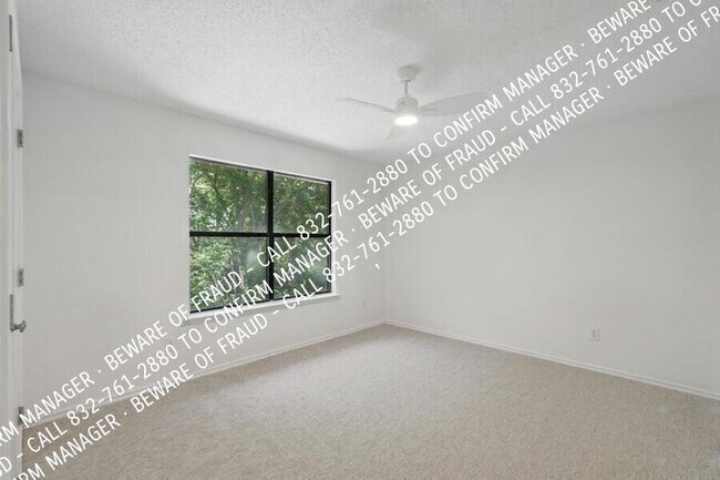 Building Photo - 521 Bent Creek Dr