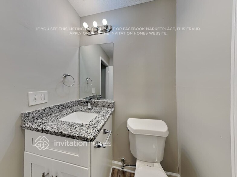 Building Photo - 5388 Golfcrest Cir