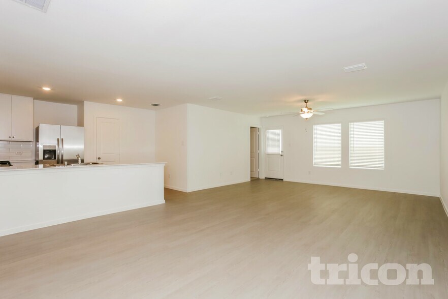 Building Photo - 15228 Dance Hall Dr