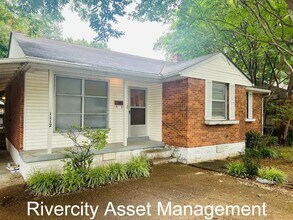 Building Photo - BEAUTIFUL HOME IN NORTHEAST MEMPHIS!!! SEC...