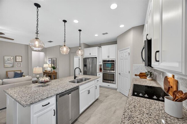 Building Photo - 30514 Pecan Valley Loop