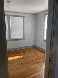 Building Photo - 417 Cincinnati Ave