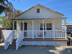 Building Photo - For Lease – Charming 1 Bedroom Cottage Nea...