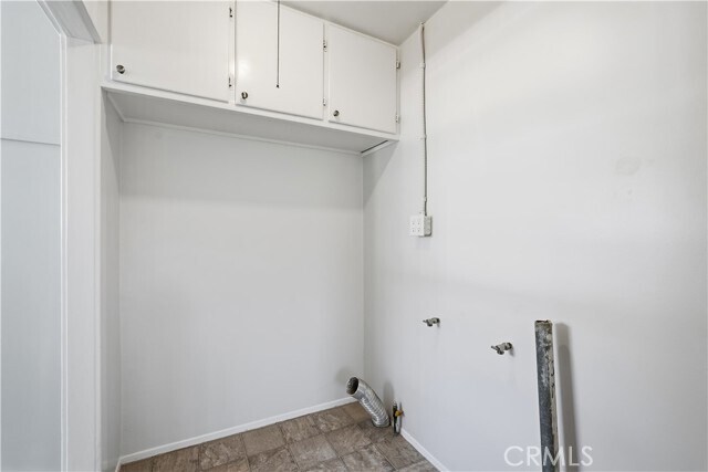 Building Photo - 815 S Juanita Ave