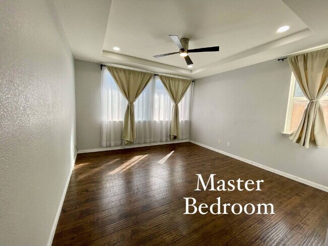 Building Photo - 1731 Petit Peak Ct