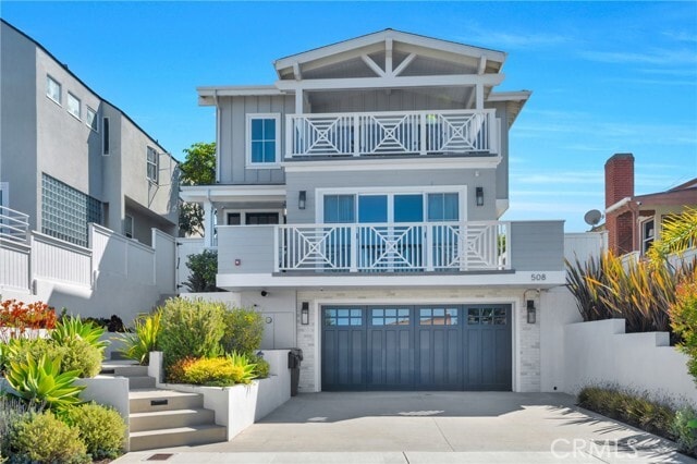Building Photo - 508 S Juanita Ave