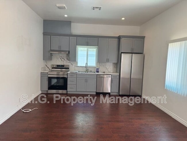 Building Photo - 7747 Valmont St