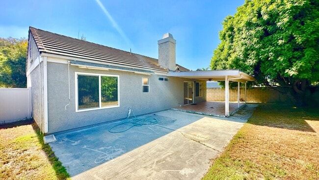 Building Photo - Beautiful Updating throughout Home!  Kitch...