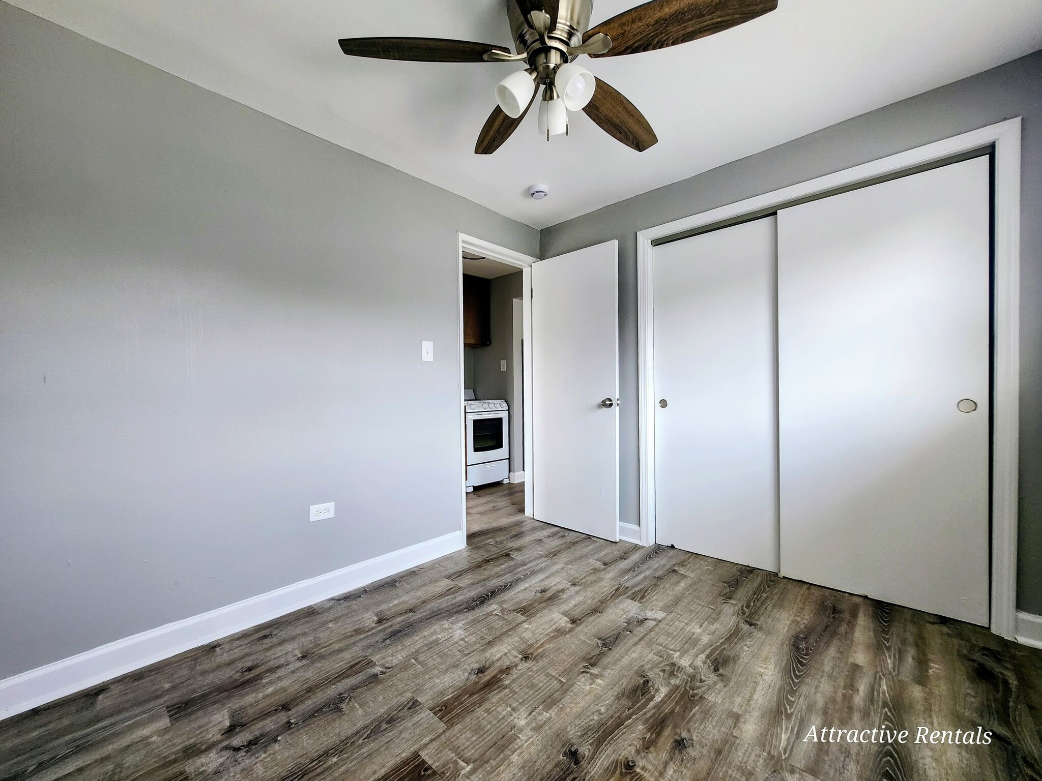 Building Photo - 2123 W 119th St