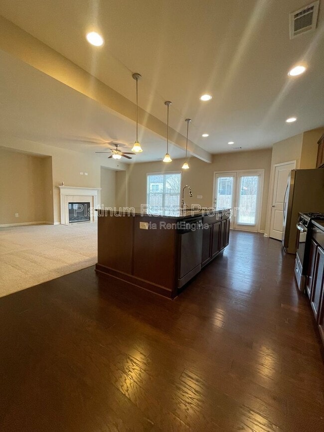 Building Photo - 5755 Rialto Way