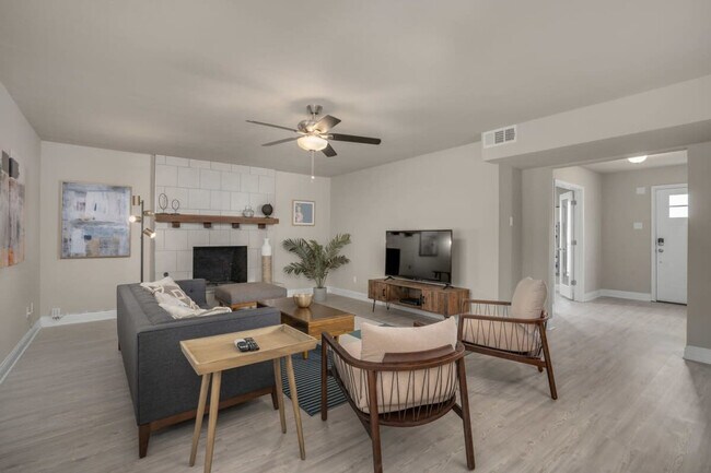 Building Photo - 11210 Cotillion Dr