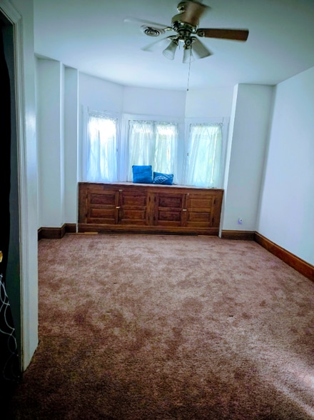 Building Photo - 25 Lexington Ave