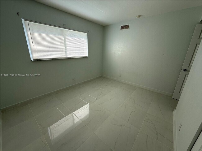 Building Photo - 2840 NW 55th Ave