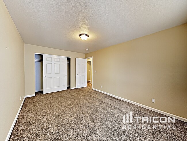 Building Photo - 6290 W Crow Ct
