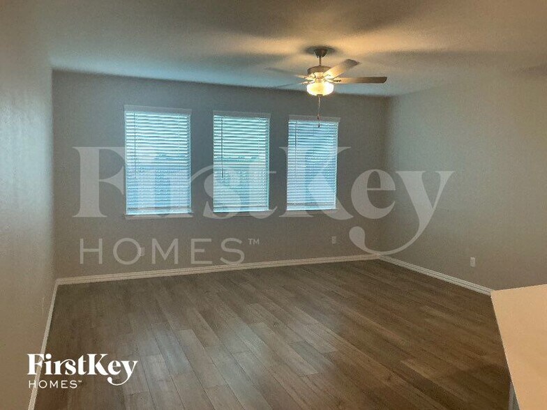 Building Photo - 5217 Rockrose Ln