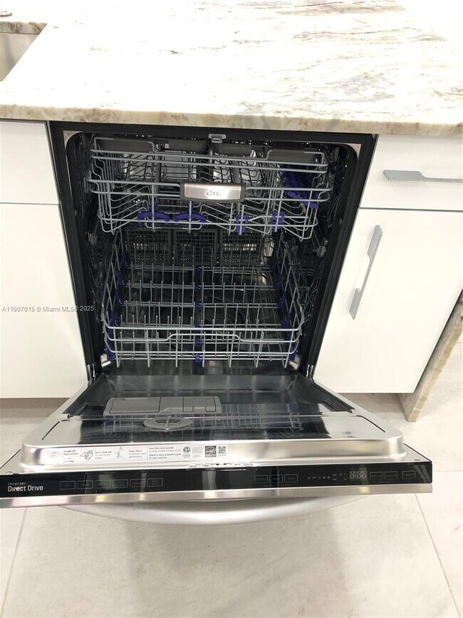 Building Photo - 710 N K St